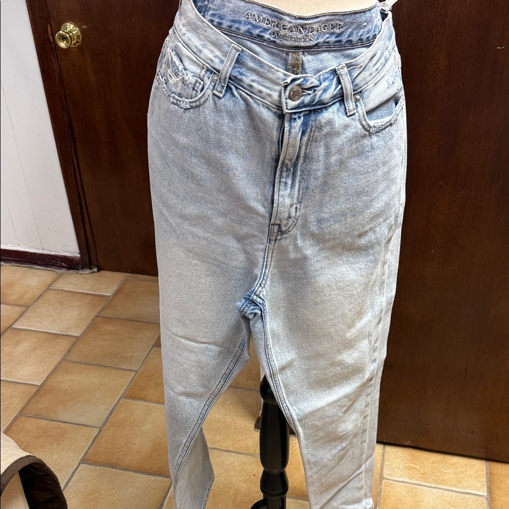 American Eagle Outfitters High Rise Light Wash Jeans